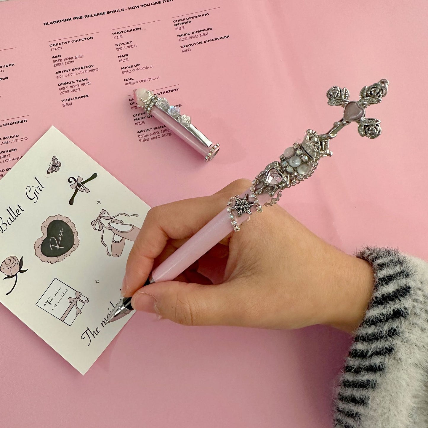 Original Design-Pink Cross Diamond-Inlaid Gel Pen with Unwavering Girly Heart